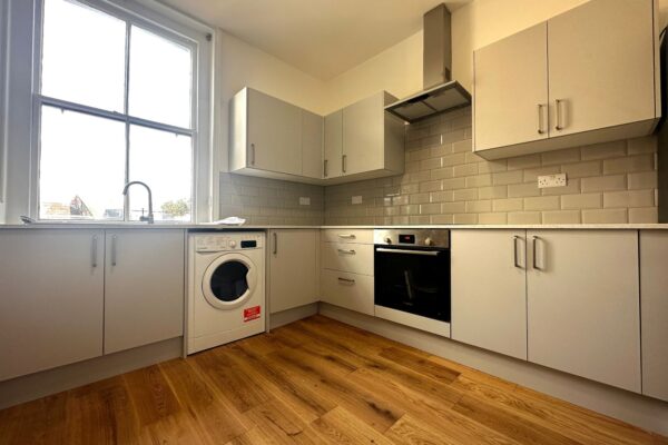 Elgin Court 02