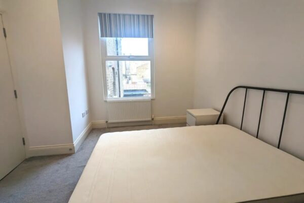 Greenhill Road 2 07