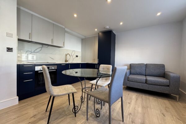 Lonpro Court 08