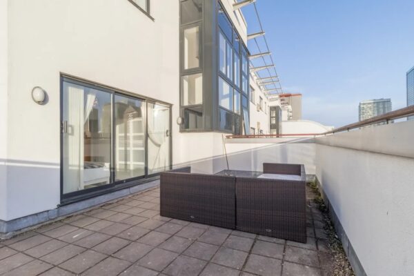 Ocean Wharf 11