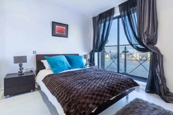 Ocean Wharf 18