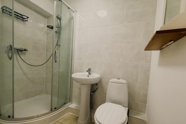 Padda Court 08